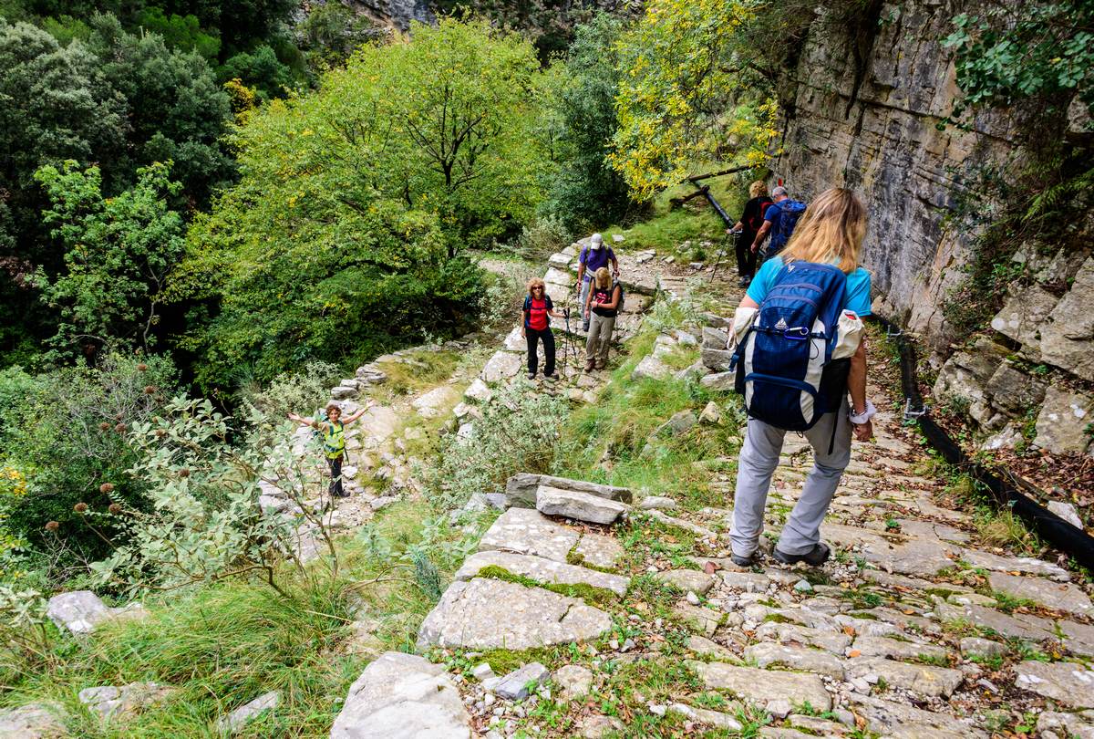 Hiking Ridomo Gorge 6001