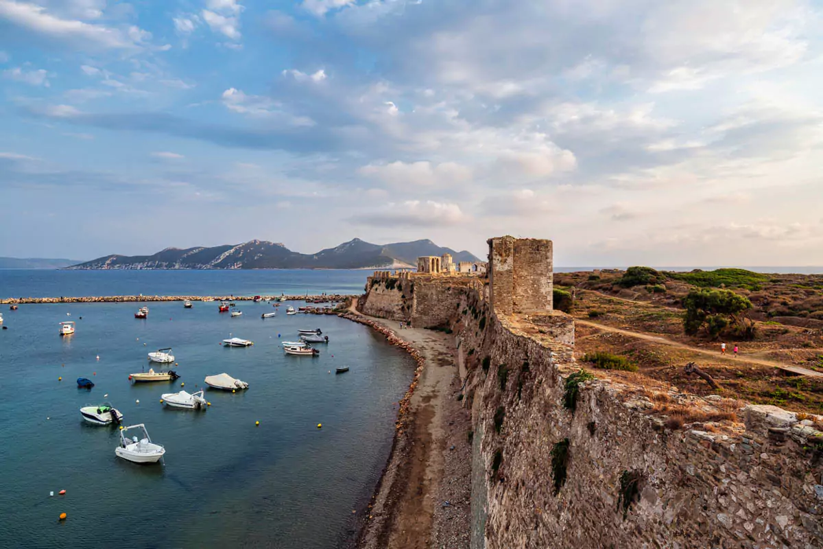 Explore Messinia-A breathtaking view of Methoni’s port as seen from the castle, showcasing key highlights of the Messinia travel guide for your 7-day itinerary through the Peloponnese adventure.